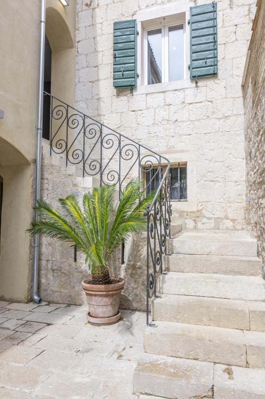 Divota Apartment Hotel Split Exterior photo